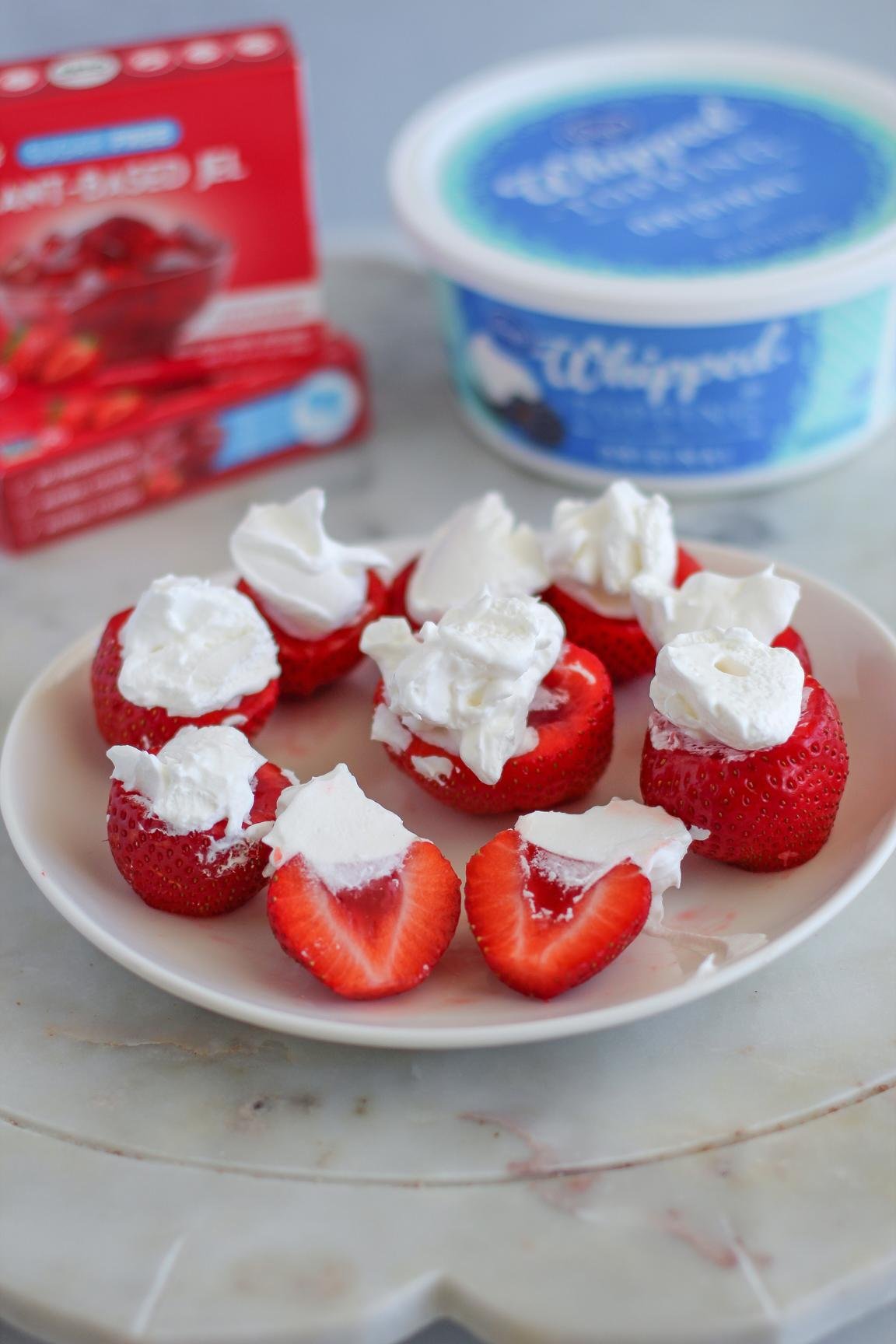 Berries & Cream Jel Shots