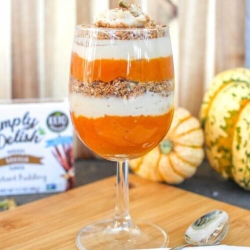 layered pumpkin pie dessert