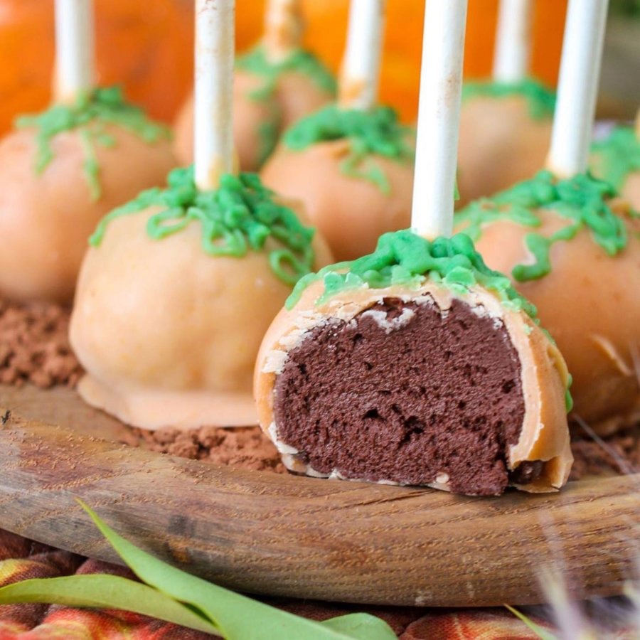pumpkin shaped cake pops
